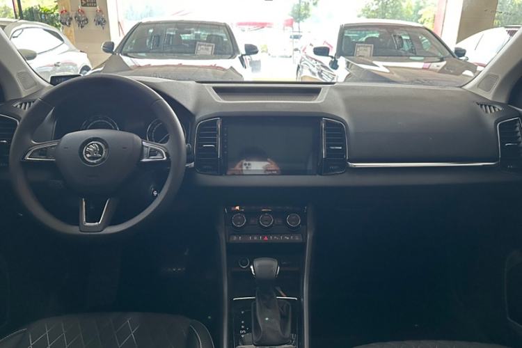 Used Skoda Karoq 2020 TSI280 Luxury Smart Edition China VI Standard Interior 12