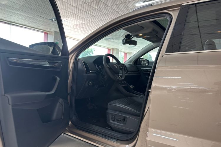 Used Skoda Karoq 2020 TSI280 Luxury Smart Edition China VI Standard Interior 13