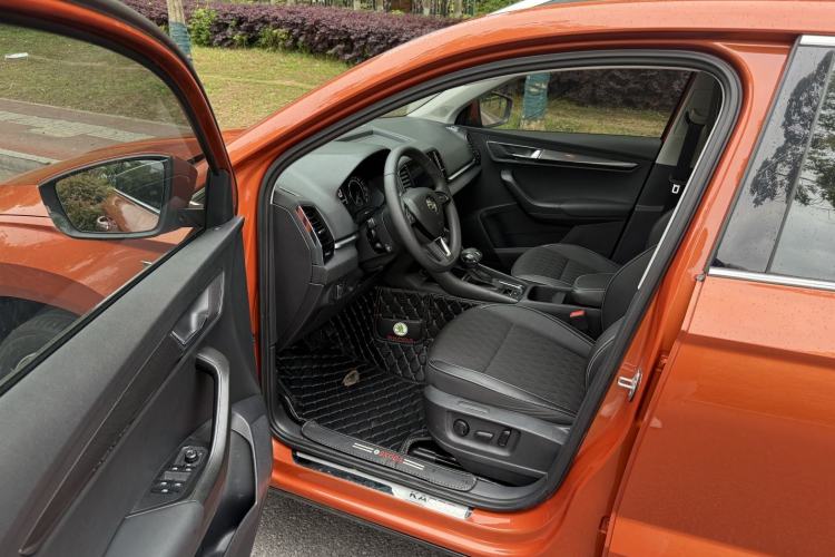 Used Skoda Karoq 2020 TSI280 Luxury Smart Edition China VI Standard Left Front Seat