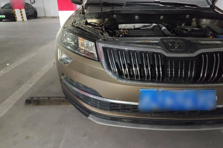 Used Skoda Karoq 2020 TSI280 Luxury Smart Edition China VI Standard Right Front Headlight