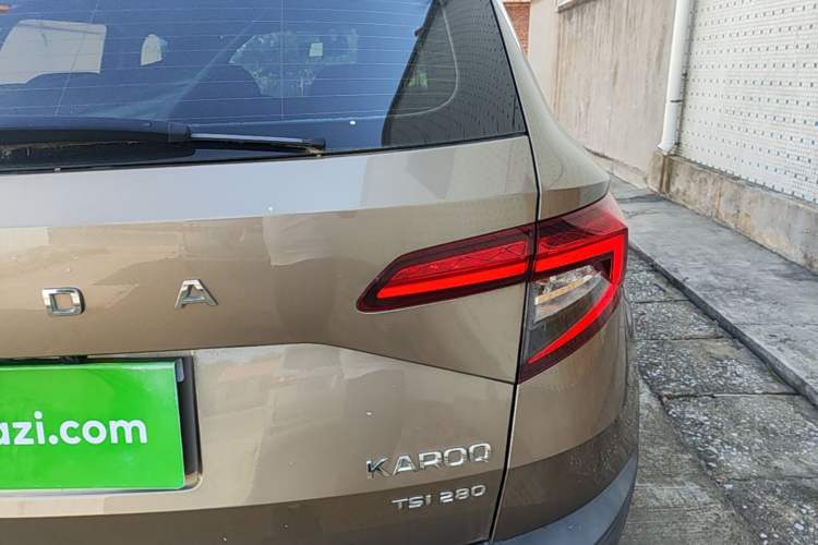 Used Skoda Karoq 2020 TSI280 Smart Drive Technology Edition China VI Right Rear Taillight