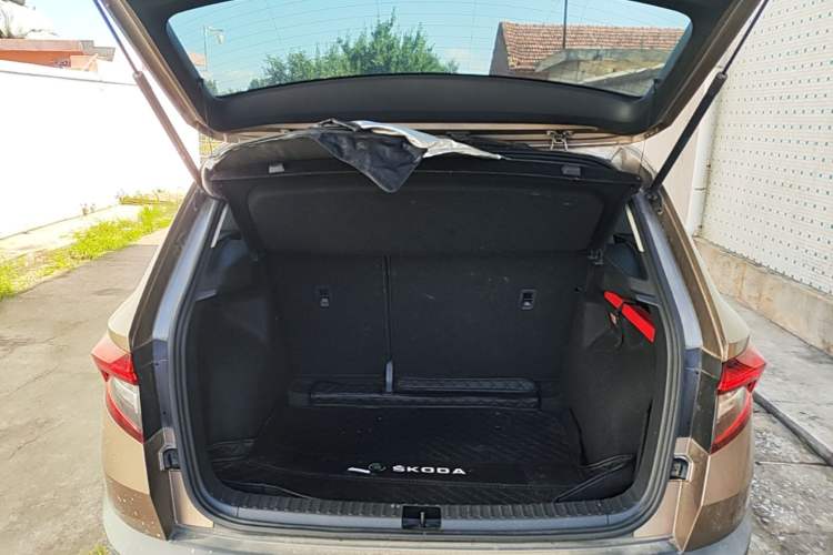 Used Skoda Karoq 2020 TSI280 Smart Drive Technology Edition China VI Trunk