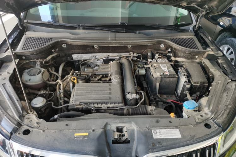 Used Skoda Karoq 2021 TSI280 Luxury Edition Engine Bay