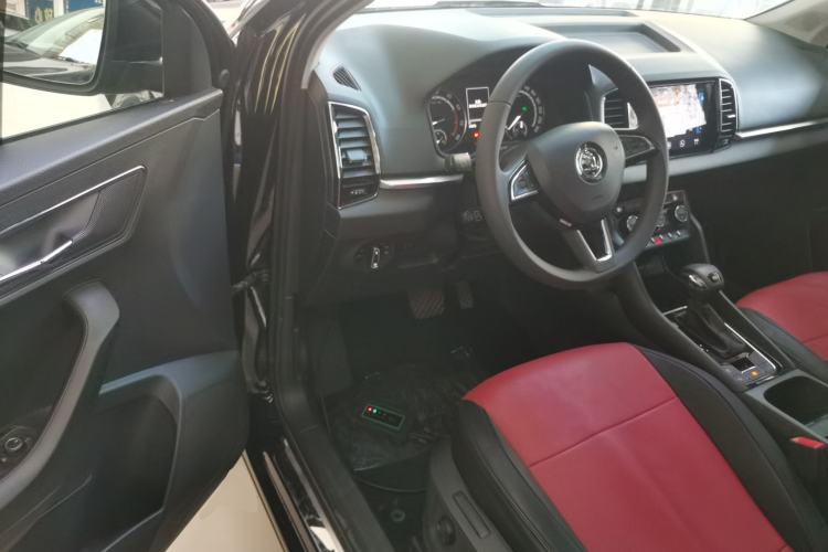 Used Skoda Karoq 2021 TSI280 Luxury Edition Interior 3