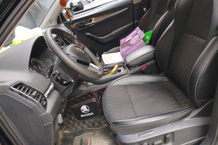 Used Skoda Karoq 2021 TSI280 Luxury Edition Left Front Seat