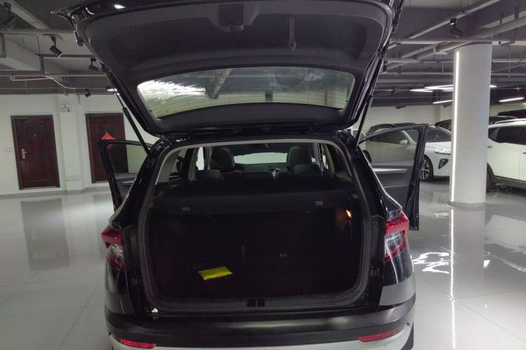 Used Skoda Karoq 2021 TSI280 Luxury Edition Trunk