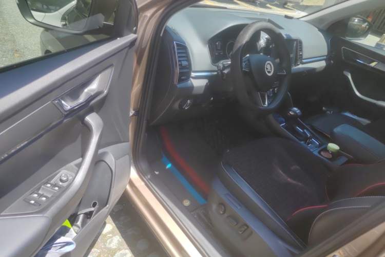 Used Skoda Karoq 2021 TSI280 Technology Edition Driver Seat