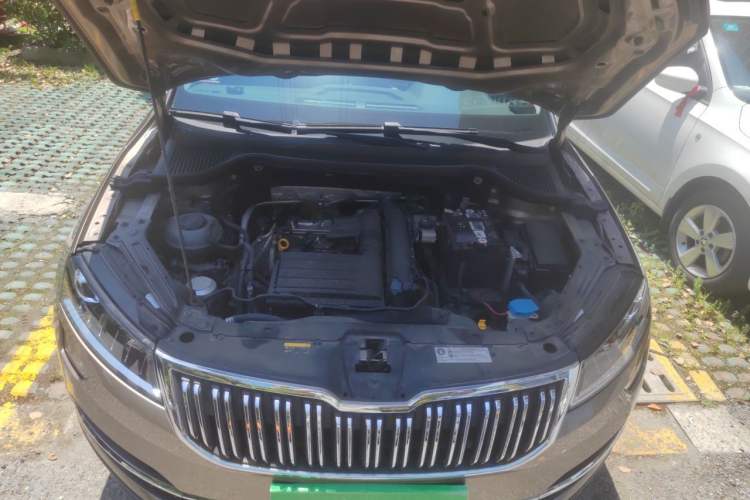 Used Skoda Karoq 2021 TSI280 Technology Edition Engine Bay