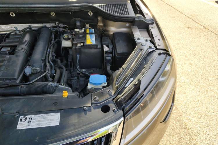 Used Skoda Karoq 2021 TSI280 Luxury Edition Engine Bay Left