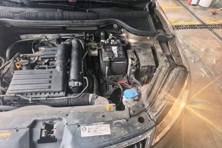 Used Skoda Karoq 2021 TSI280 Luxury Edition Engine Bay Left