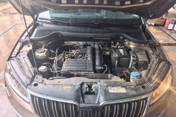 Used Skoda Karoq 2021 TSI280 Luxury Edition Engine Bay