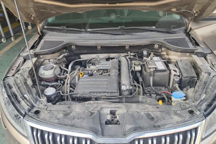 Used Skoda Karoq 2021 TSI280 Technology Edition Engine Bay