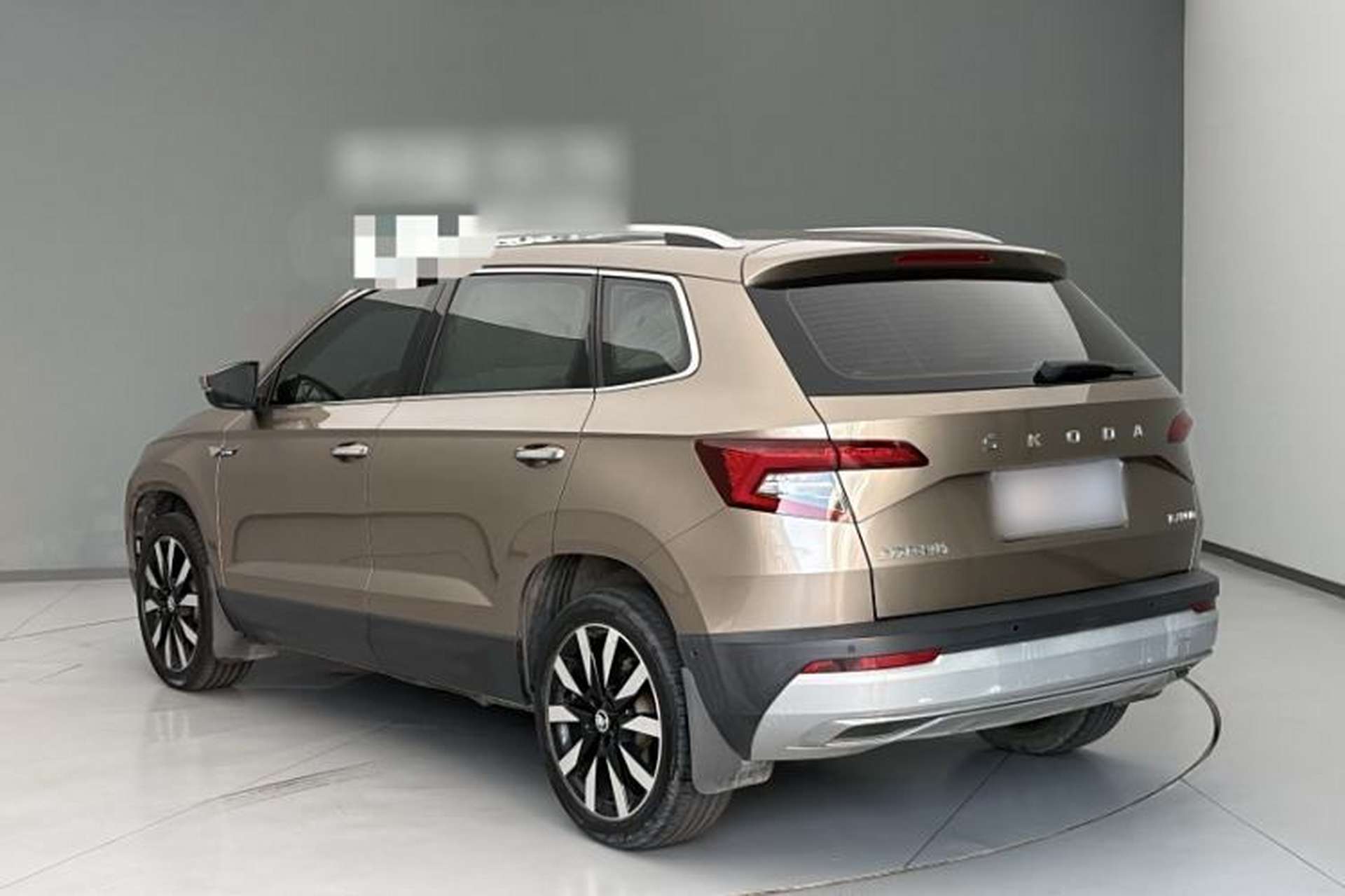Used Skoda Karoq 2021 TSI280 Luxury Edition Exterior 2