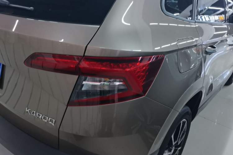 Used Skoda Karoq 2021 TSI280 Technology Edition Exterior 3