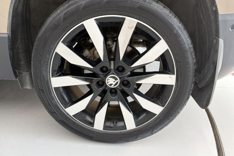 Used Skoda Karoq 2021 TSI280 Luxury Edition Exterior 4