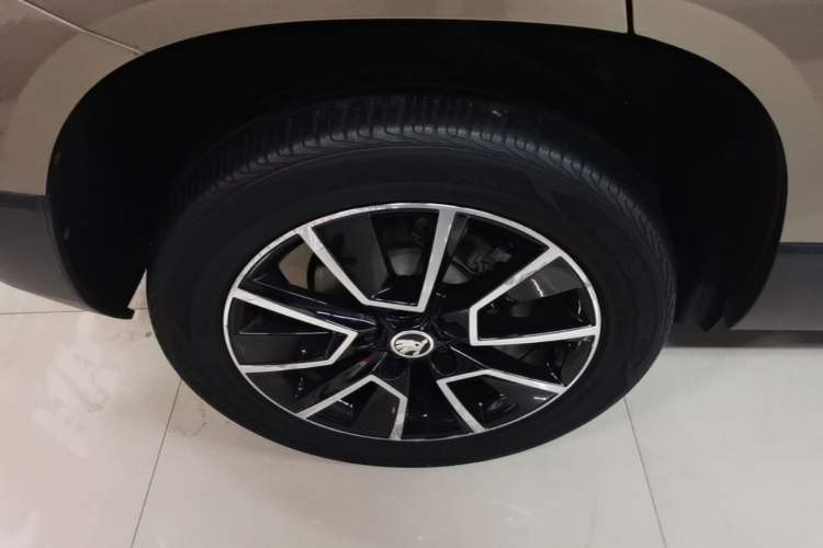 Used Skoda Karoq 2021 TSI280 Technology Edition Exterior 5