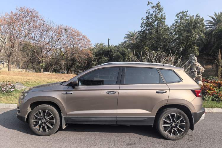 Used Skoda Karoq 2021 TSI280 Technology Edition Exterior 6