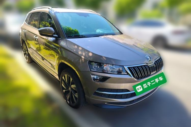 Used Skoda Karoq 2021 TSI280 Luxury Edition Front Right 45 Deg