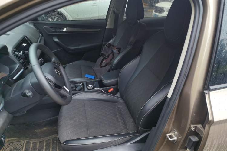Used Skoda Karoq 2021 TSI280 Technology Edition Left Front Seat