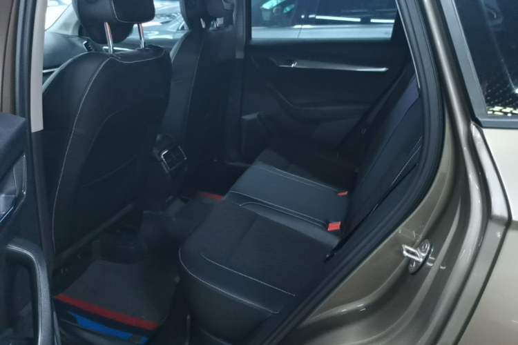 Used Skoda Karoq 2021 TSI280 Technology Edition Left Rear Seat