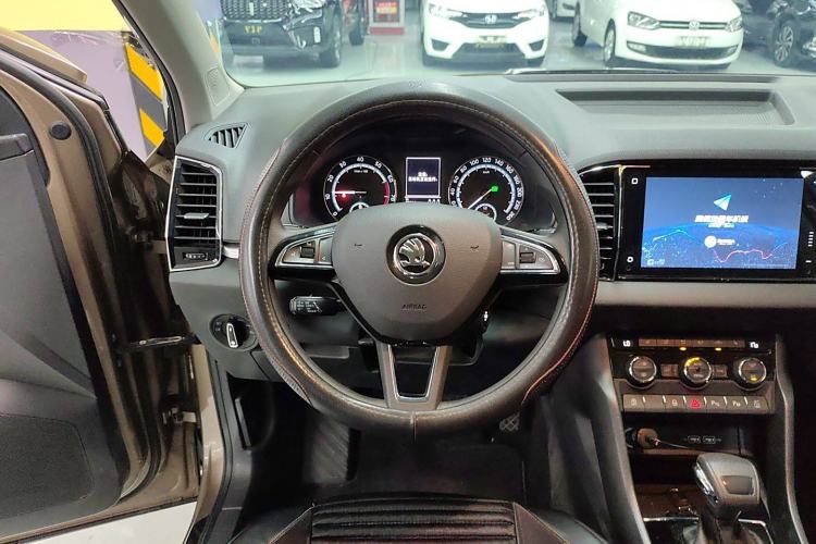 Used Skoda Karoq 2021 TSI280 Luxury Edition Steering Wheel