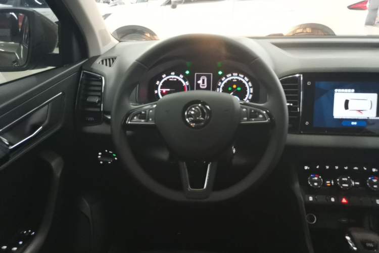 Used Skoda Karoq 2021 TSI280 Technology Edition Steering Wheel