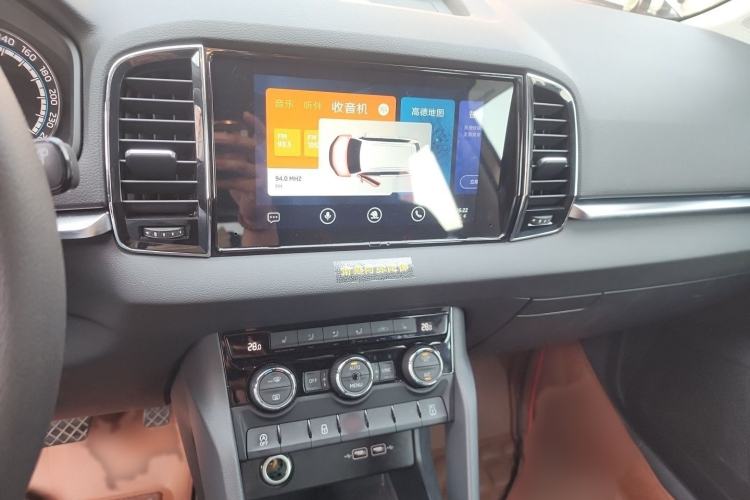 Used Skoda Karoq 2021 TSI280 Technology Edition Audio And AC Panel