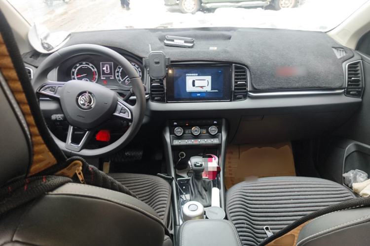 Used Skoda Karoq 2021 TSI280 Luxury Edition Center Console