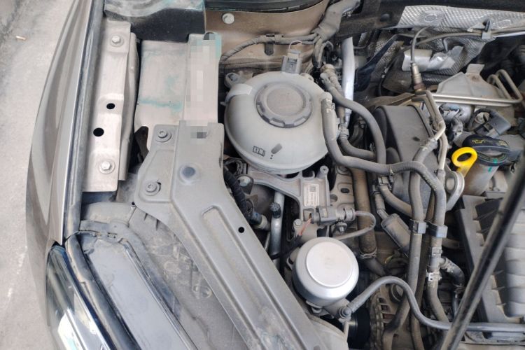 Used Skoda Karoq 2021 TSI280 Luxury Edition Engine Bay Right
