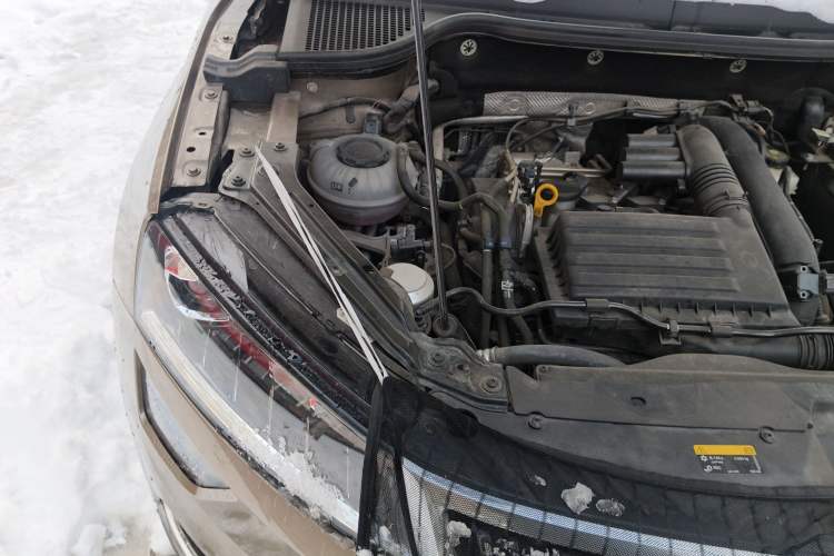 Used Skoda Karoq 2021 TSI280 Luxury Edition Engine Bay Right