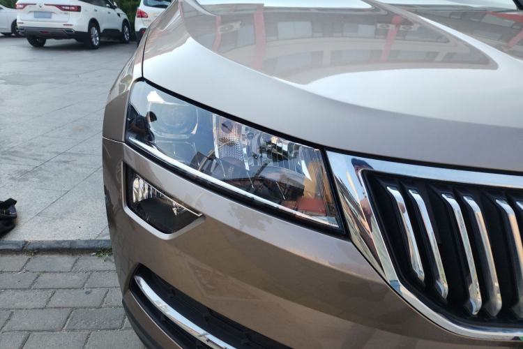Used Skoda Karoq 2021 TSI280 Technology Edition Exterior 6