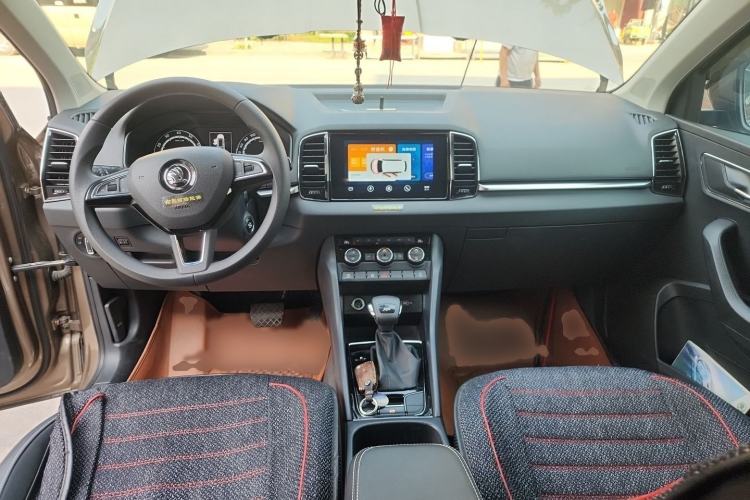 Used Skoda Karoq 2021 TSI280 Technology Edition Interior 2