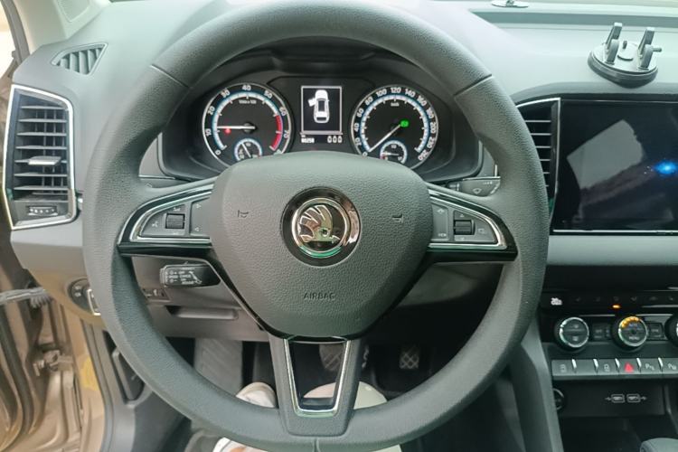 Used Skoda Karoq 2021 TSI280 Luxury Edition Steering Wheel