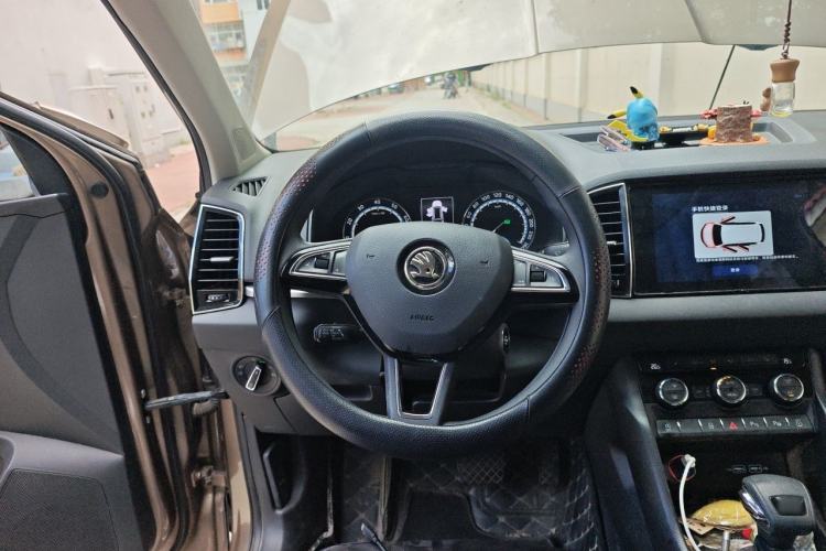Used Skoda Karoq 2021 TSI280 Luxury Edition Steering Wheel