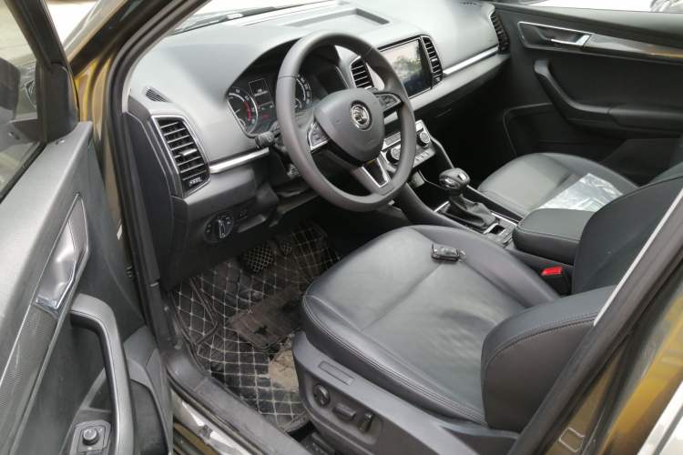 Used Skoda Karoq 2021 TSI280 Luxury Edition Driver Seat