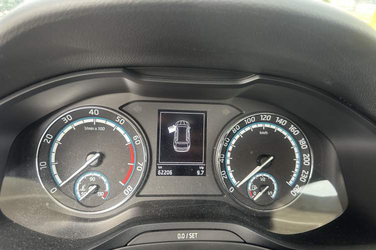 Used Skoda Karoq 2021 TSI280 Luxury Edition Odometer Close Up