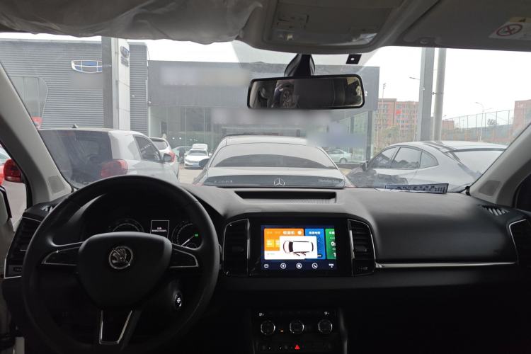 Used Skoda Karoq 2021 TSI280 Technology Edition Center Console