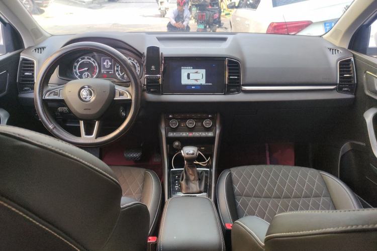 Used Skoda Karoq 2021 TSI280 Luxury Edition Center Console