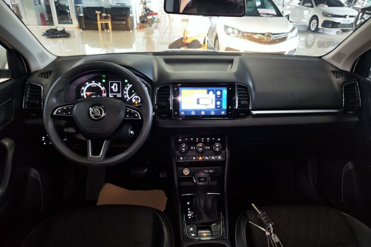 Used Skoda Karoq 2021 TSI280 Luxury Edition Center Console