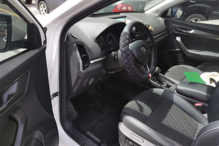 Used Skoda Karoq 2021 TSI280 Technology Edition Driver Seat