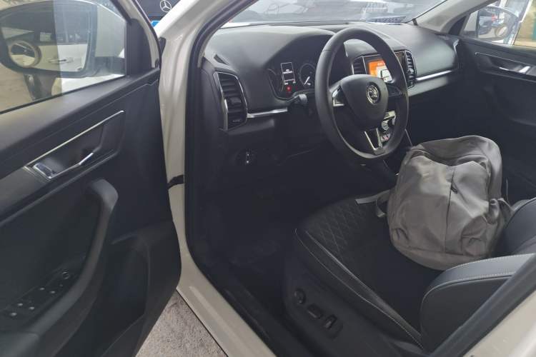 Used Skoda Karoq 2021 TSI280 Technology Edition Driver Seat