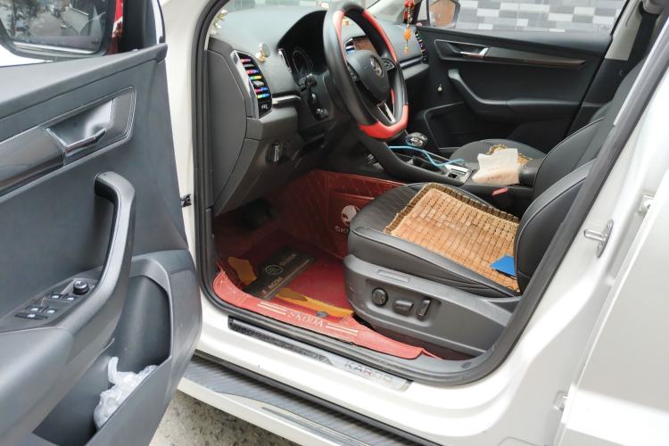 Used Skoda Karoq 2021 TSI280 Luxury Edition Driver Seat