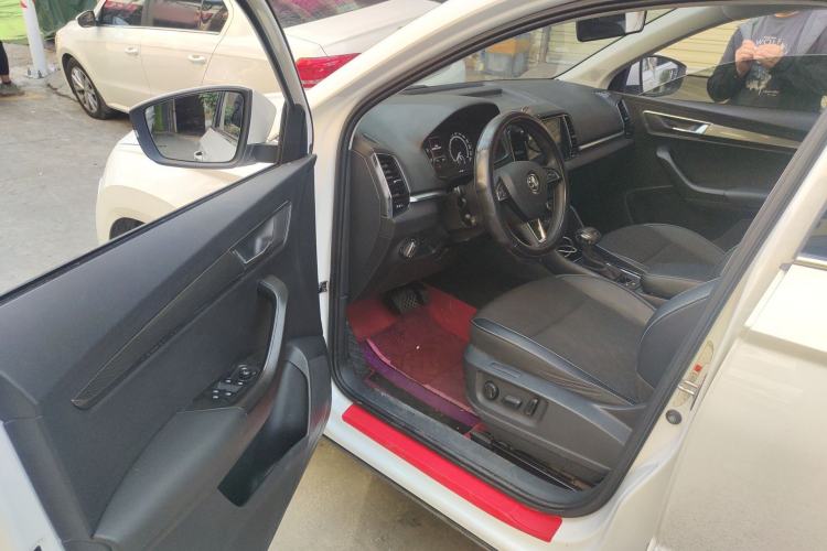 Used Skoda Karoq 2021 TSI280 Luxury Edition Driver Seat