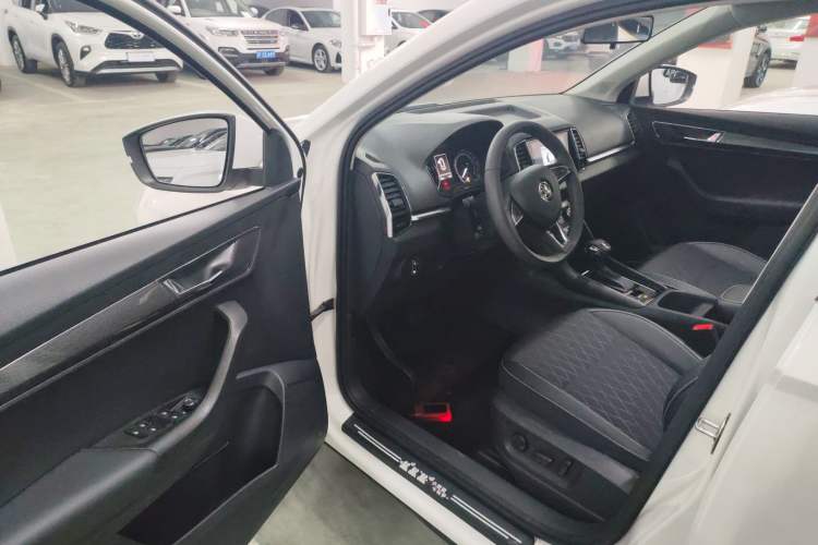 Used Skoda Karoq 2021 TSI280 Luxury Edition Driver Seat