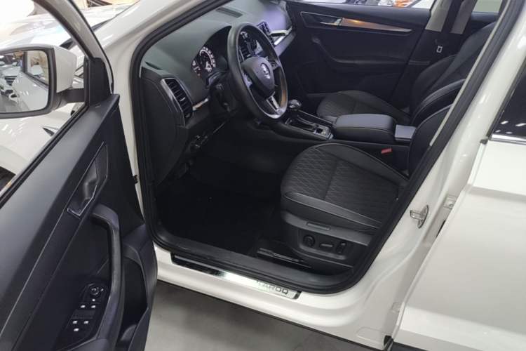Used Skoda Karoq 2021 TSI280 Luxury Edition Driver Seat