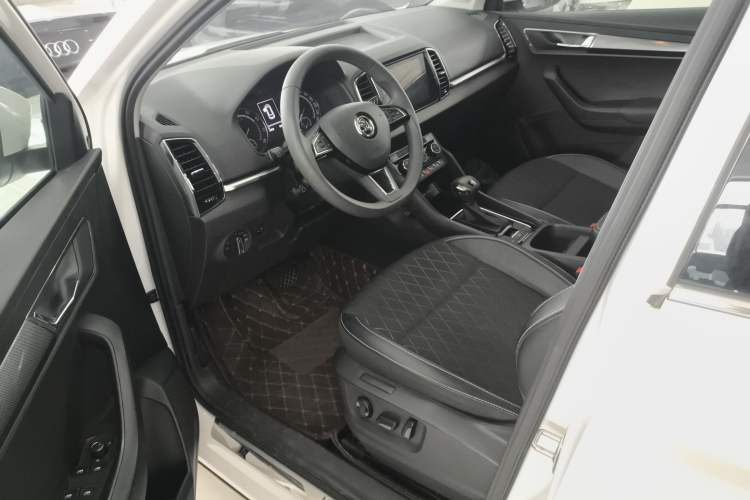 Used Skoda Karoq 2021 TSI280 Luxury Edition Driver Seat