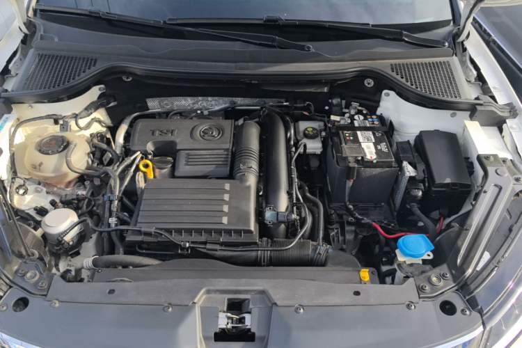 Used Skoda Karoq 2021 TSI280 Luxury Edition Engine Bay