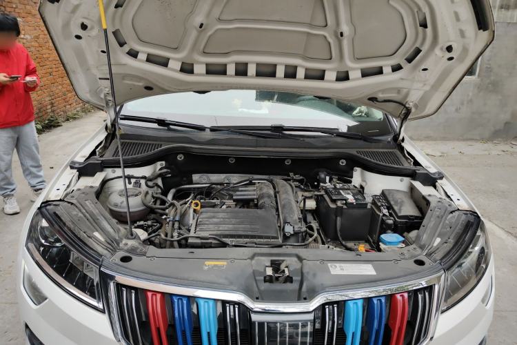 Used Skoda Karoq 2021 TSI280 Luxury Edition Engine Bay