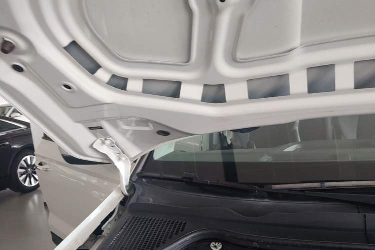 Used Skoda Karoq 2021 TSI280 Technology Edition Engine Bay Right