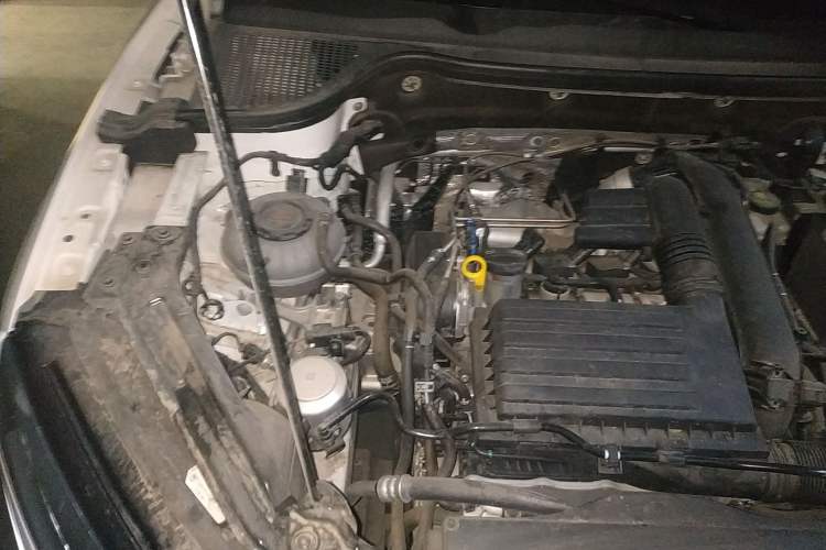 Used Skoda Karoq 2021 TSI280 Luxury Edition Engine Bay Right